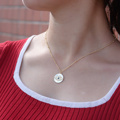 Gold-plated devil's eye S925 sterling silver retro round coin female necklace European and American ins light luxury eye clavicle chain