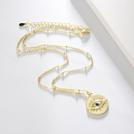 Gold-plated devil's eye S925 sterling silver retro round coin female necklace European and American ins light luxury eye clavicle chain